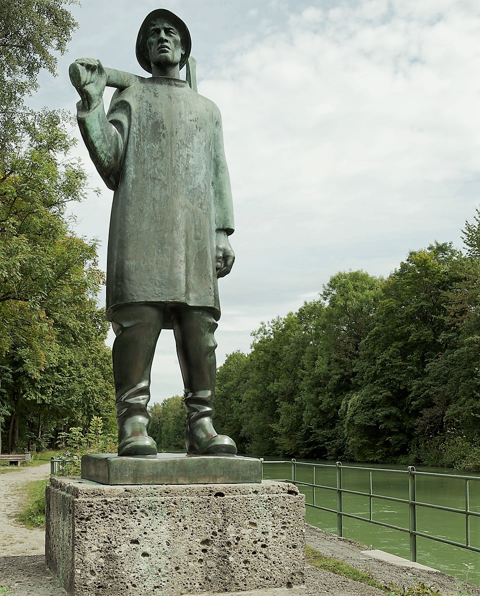 "Der Isarflößer" - eine Bronzeskulptur des Augsburger Bildhauers Fritz Koelle (1895-1953). (Foto: Knut Kuckel)